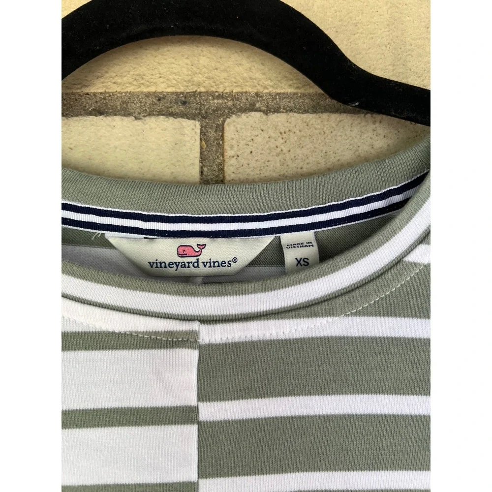 Vineyard Vines Olive Green White Striped Colorblock Knit Top Sz XS Cotton Modal - Picture 2 of 4
